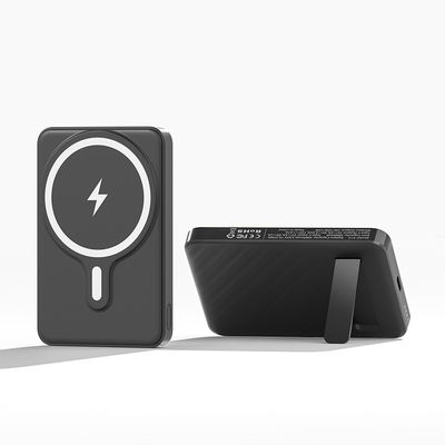 Cargador de teléfono portátil magnético universal de 5000 mAh Banco de energía plegable negro
