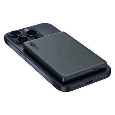 Un buen precio. Banco de energía inalámbrico de imán portátil con salida de 5W/7.5W/10W/15W en línea