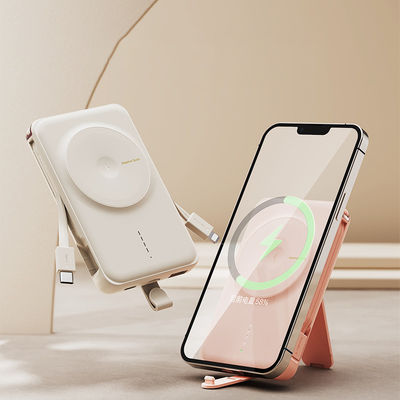 Un buen precio. Batería magnética de 10000 mAh con protección contra sobrecarga de salida inalámbrica de 5W 7.5W en línea